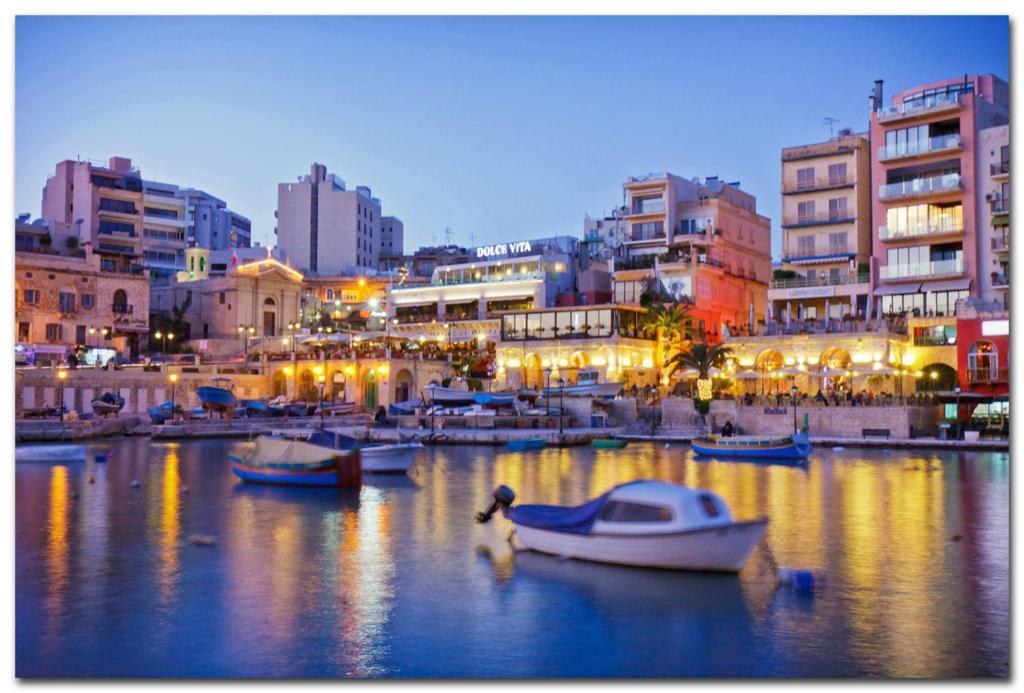 Unbeatable Location Valletta And Harbour Views Apartment สลีมา ภายนอก รูปภาพ